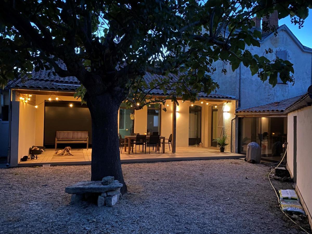 Villa Paulownia - A 1,2Km Des Plages - Tout Confort Au Coeur Du Bourg ฌาร์ด-ซัวร์-แมร์ ภายนอก รูปภาพ